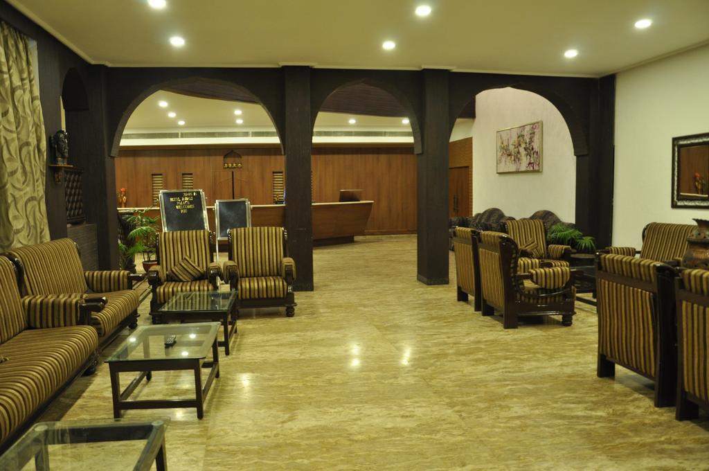Jabali Palace Ξενοδοχείο Jabalpur Εξωτερικό φωτογραφία