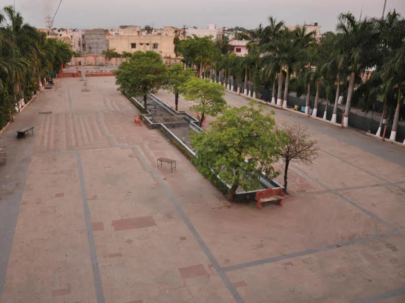 Jabali Palace Ξενοδοχείο Jabalpur Εξωτερικό φωτογραφία